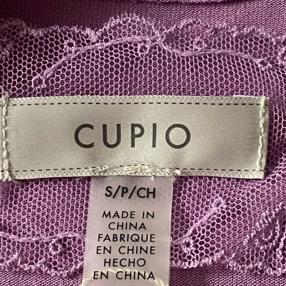 Cupio NWT Purple Fitted Long Sleeve Top Stretchy Crew Neck Size Small - Picture 2 of 10